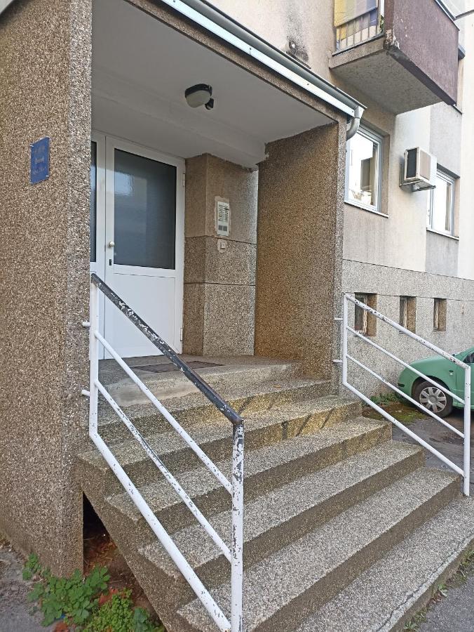 Apartment Close2Park *** Cakovec Luaran gambar